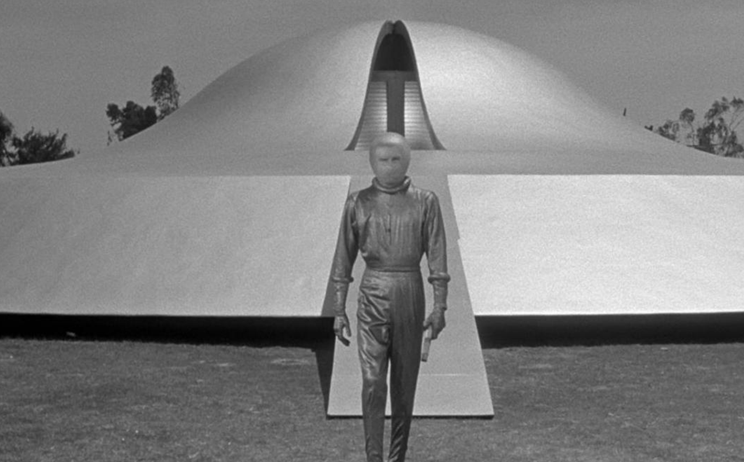 the day the earth stood still 1951 robot